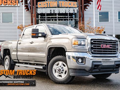 Used 2017 GMC Sierra 2500 SLE image 1