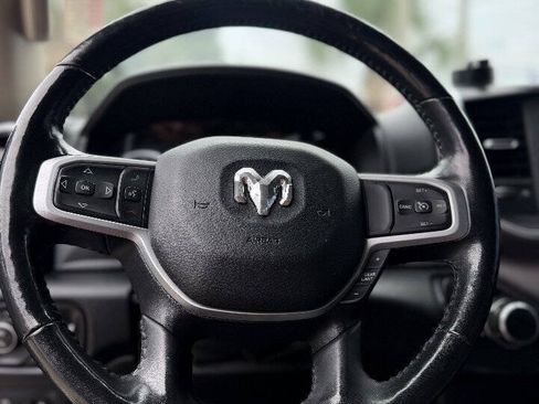 Used 2020 RAM 1500 Big Horn AWD/4WD image 13