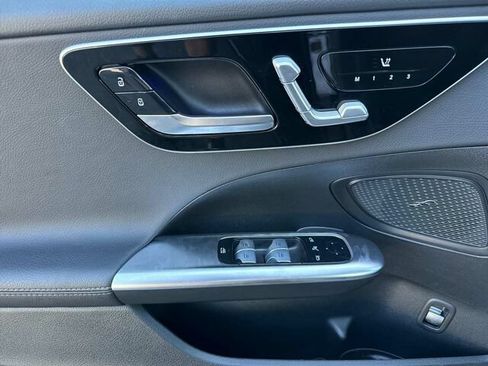 Used 2024 Mercedes-Benz C 300 4MATIC Sedan image 13