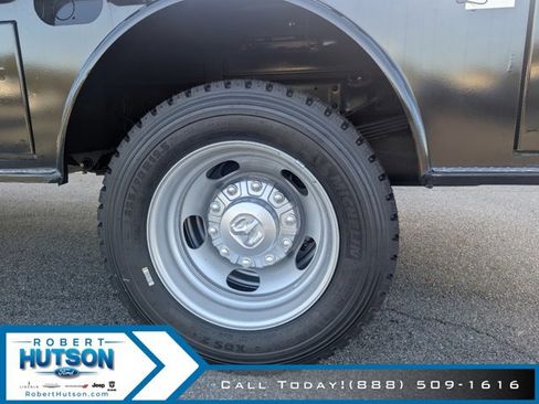 New 2024 RAM 5500 Tradesman w/ Chrome Appearance Group AWD/4WD image 10