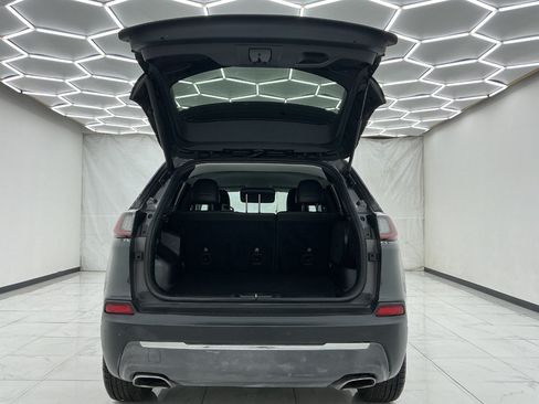 Used 2019 Jeep Cherokee Limited AWD/4WD image 44