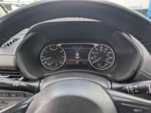 Used 2021 Nissan Sentra SV image 19