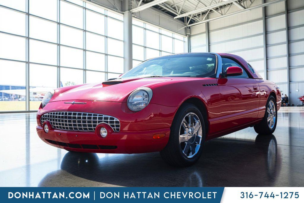 Used 2002 Ford Thunderbird RWD image 1