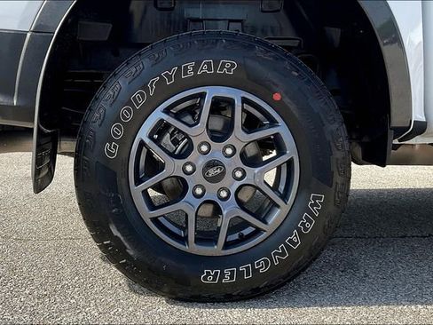 Used 2024 Ford Ranger XLT w/ FX4 Off-Road Package image 8