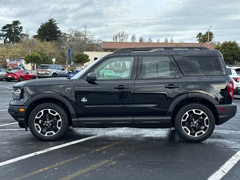 Certified 2023 Ford Bronco Sport Outer Banks w/ Tech Package image 7