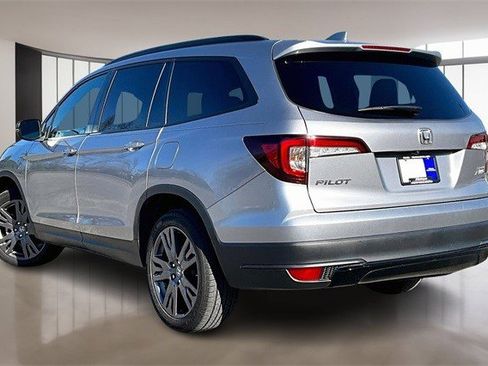 Certified 2022 Honda Pilot Sport image 4