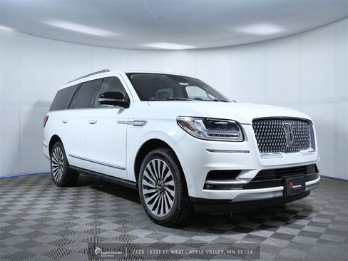 Used 2020 Lincoln Navigator Reserve w/ Luxury Package image 1