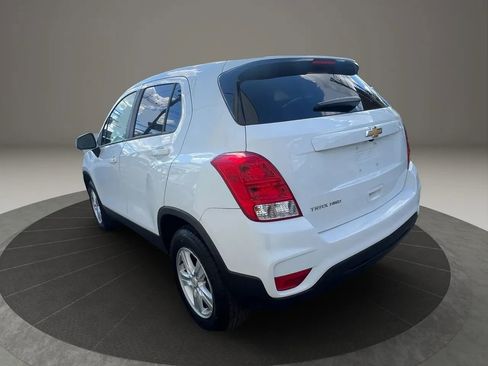 Used 2020 Chevrolet Trax LS w/ Tint and Cruise Package AWD/4WD image 7
