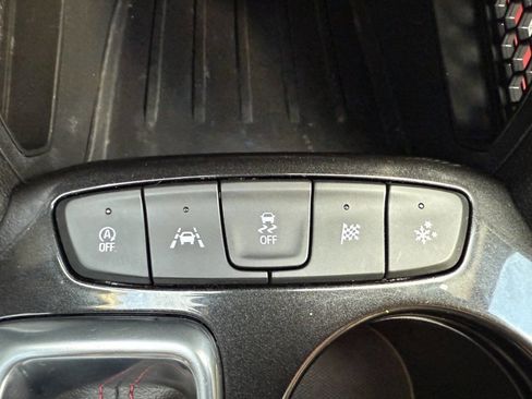 Used 2021 Chevrolet TrailBlazer RS w/ Convenience Package image 42