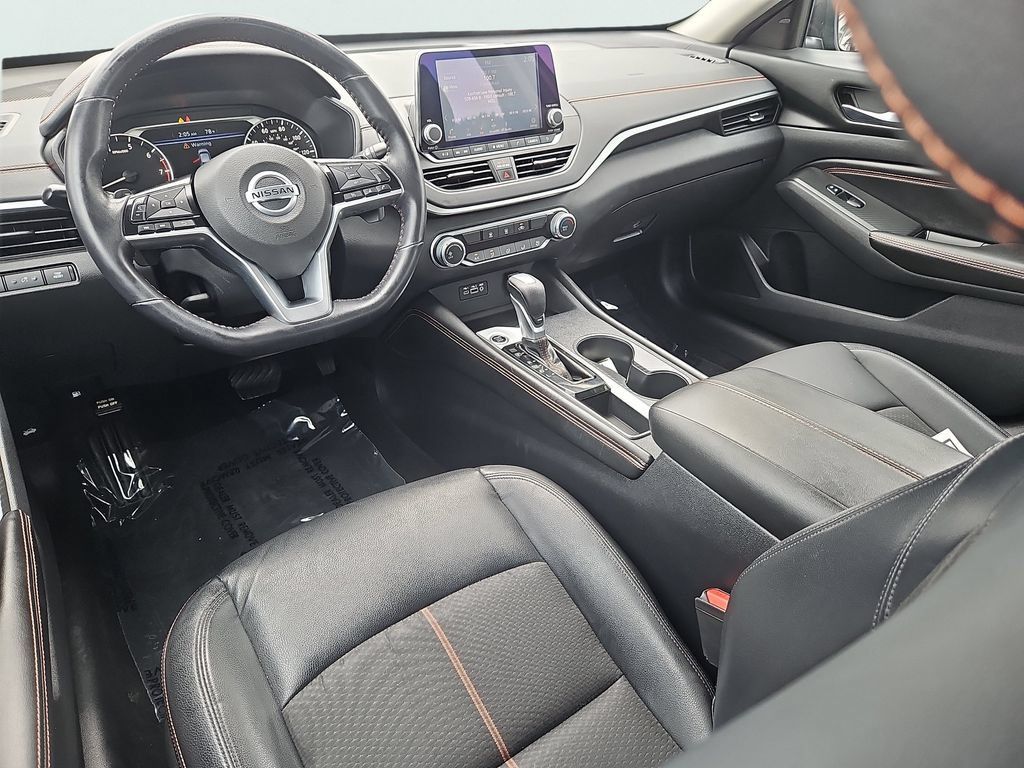 Used 2021 Nissan Altima 2.5 SR FWD image 7