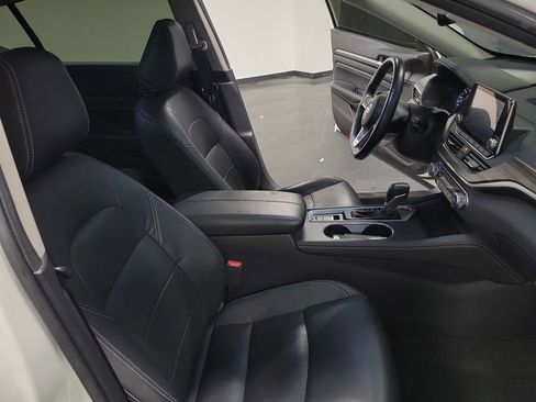 Used 2019 Nissan Altima 2.0 Edition One image 22