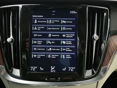 Used 2020 Volvo S60 T5 Momentum FWD image 15