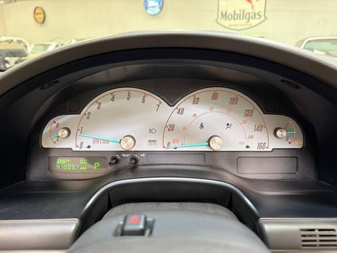 Used 2002 Ford Thunderbird RWD image 22