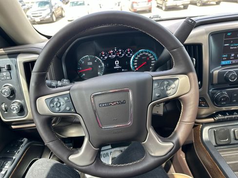 Used 2017 GMC Sierra 1500 Denali w/ Denali Ultimate Package AWD/4WD image 41