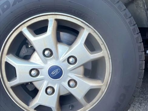 Used 2015 Ford Transit 250 Medium Roof image 16