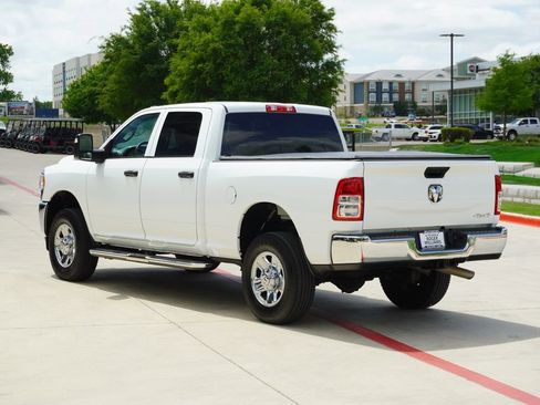 Used 2024 RAM 2500 Tradesman w/ Chrome Appearance Group image 3