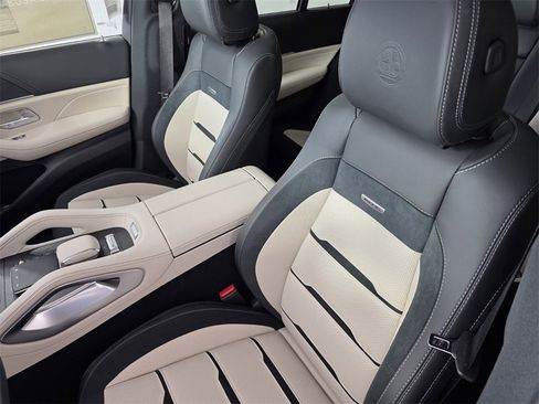 New 2026 Mercedes-Benz GLE 53 AMG 4MATIC image 8