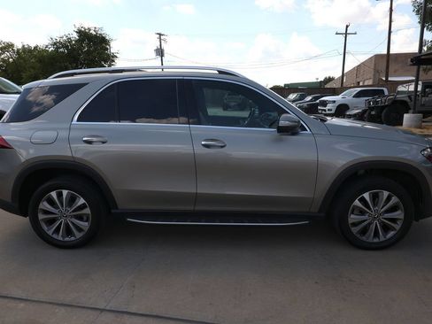 Used 2020 Mercedes-Benz GLE 350 4MATIC image 4