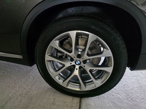 New 2026 BMW X5 xDrive50e w/ Premium Package AWD/4WD image 6