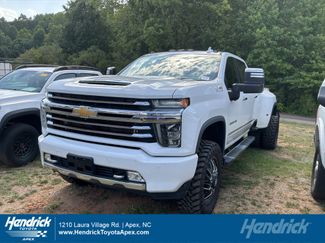 Used 2020 Chevrolet Silverado 3500 High Country w/ LPO, Hitch Package AWD/4WD video 1
