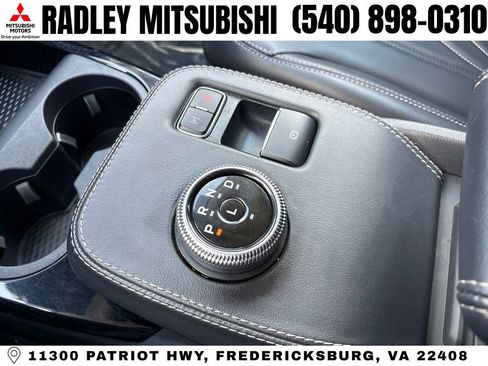 Used 2023 Ford Mustang Mach-E Select AWD/4WD image 10