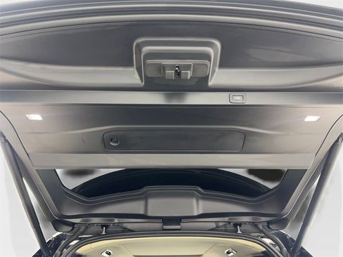 Used 2023 Land Rover Range Rover SE image 84