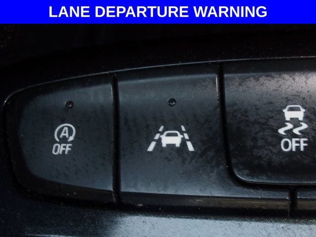 Certified 2024 Chevrolet TrailBlazer LT w/ LT Cold Weather Package AWD/4WD image 6