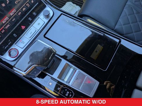Used 2023 Audi S8 w/ S8 Comfort Plus Package image 28
