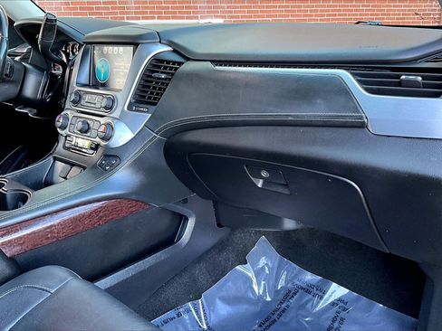 Used 2018 GMC Yukon XL SLT w/ Premium Edition image 27