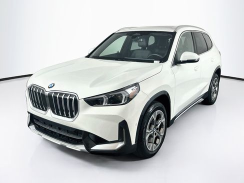 Used 2026 BMW X1 xDrive28i AWD/4WD image 3