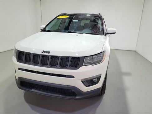 Used 2019 Jeep Compass Altitude image 12