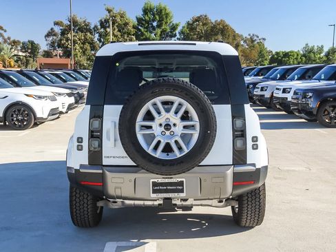 New 2026 Land Rover Defender 110 S image 5