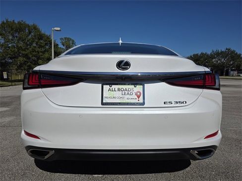 New 2025 Lexus ES 350 w/ Premium Package image 4