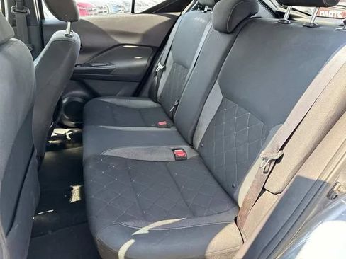Used 2019 Nissan Kicks S FWD image 22
