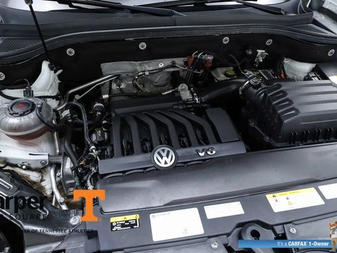 Used 2022 Volkswagen Atlas Cross Sport SE w/ Black Wheel Package AWD/4WD image 66