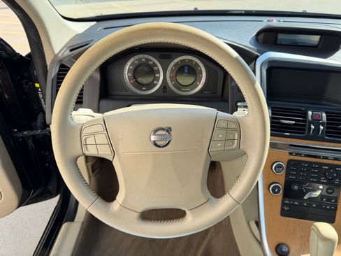 Used 2010 Volvo XC60 T6 AWD/4WD image 14