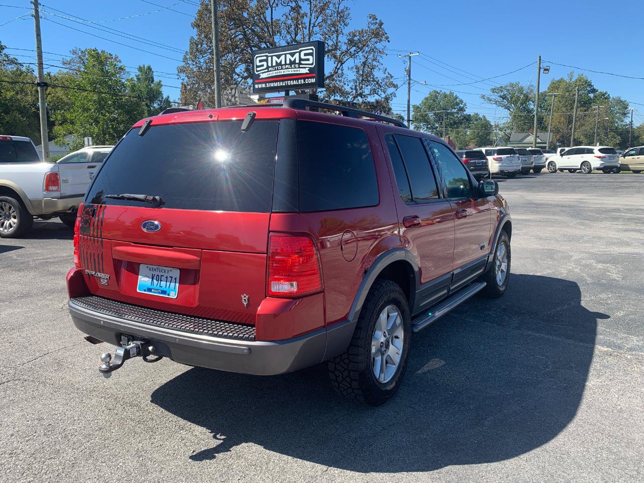 Used 2004 Ford Explorer XLT AWD/4WD image 5