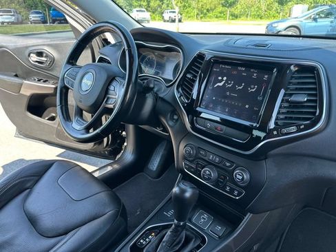 Used 2020 Jeep Cherokee Limited AWD/4WD image 37