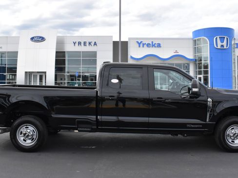 New 2025 Ford F250 XL w/ 360-Degree Camera Package image 1