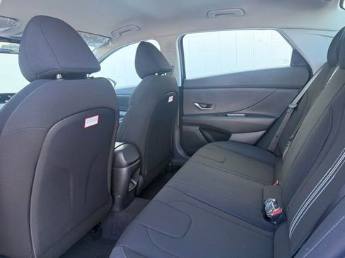 New 2026 Hyundai Elantra Hybrid FWD image 29