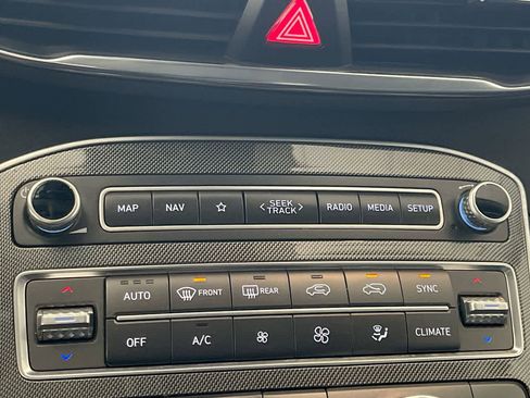 Used 2023 Hyundai Santa Fe SEL AWD/4WD image 19