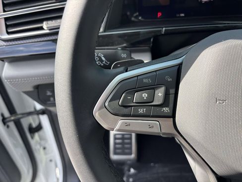 New 2026 Volkswagen Atlas Peak Edition image 12