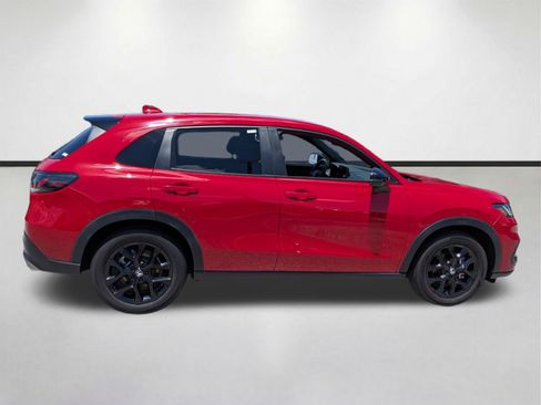 Used 2024 Honda HR-V Sport image 3