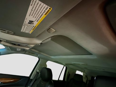 Used 2018 Cadillac Escalade Luxury image 27