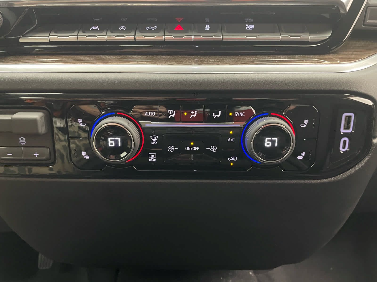New 2026 Chevrolet Silverado 1500 RST w/ RST Select Package AWD/4WD image 6