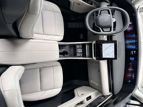 New 2026 Lincoln Nautilus Premier w/ Equipment Group 102A image 16