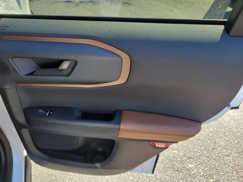 Used 2022 Ford Bronco Sport Outer Banks w/ Tech Package image 11