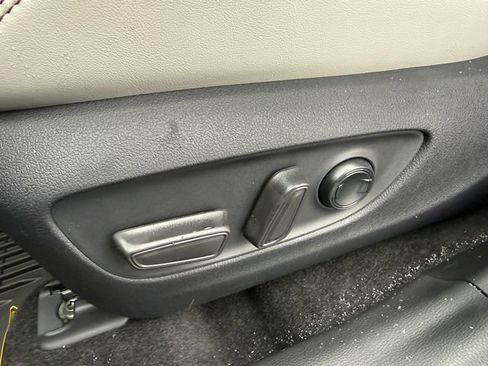 New 2025 Toyota RAV4 XLE Premium image 10