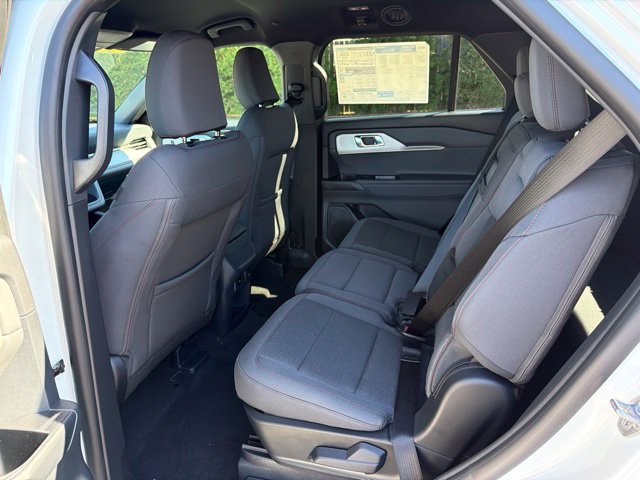 New 2027 Ford Explorer Active AWD/4WD image 7
