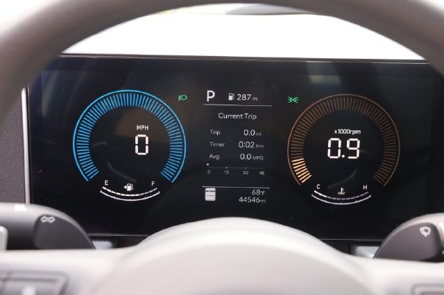 Used 2025 Hyundai Sonata SEL FWD image 13